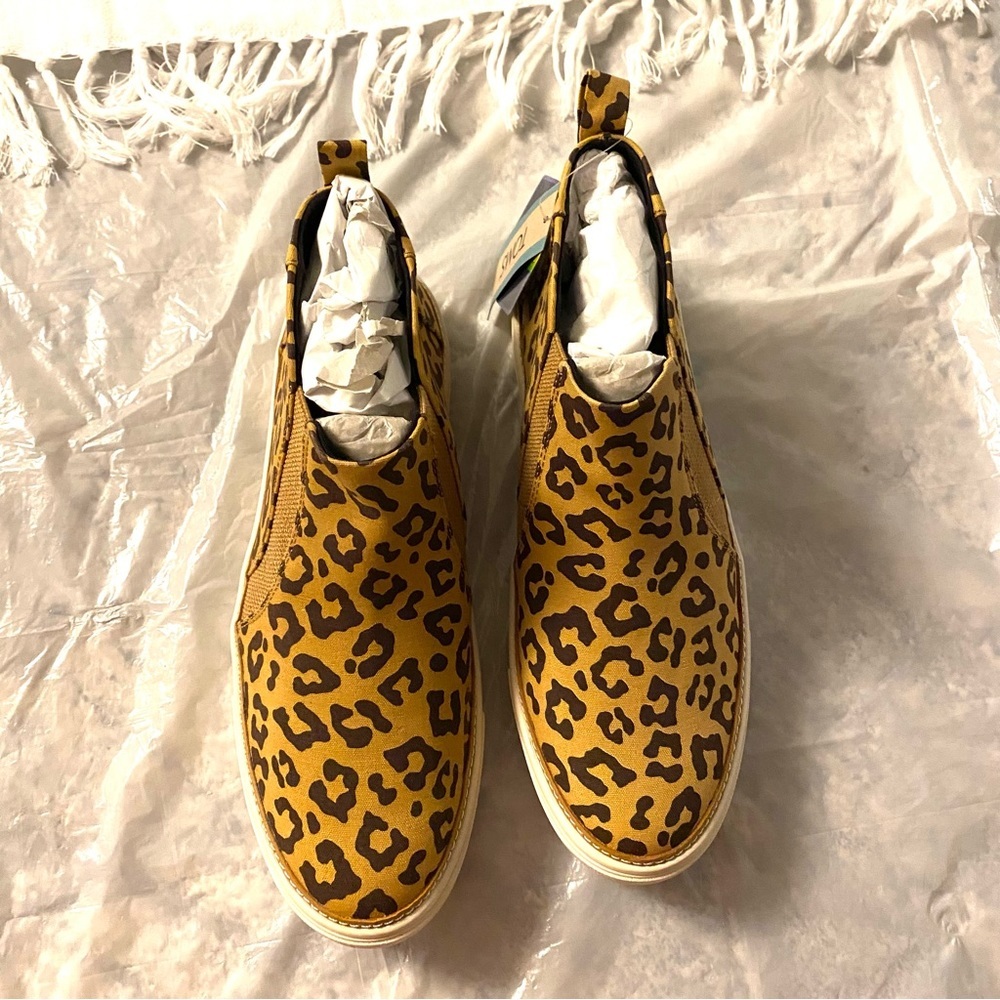 NWT Toms sneakers Bryce Doe Leopard print canvas New in Box SZ 8 - Picture 15 of 16